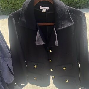 Joan Rivers Black and Gold Blazer with Elegant Design